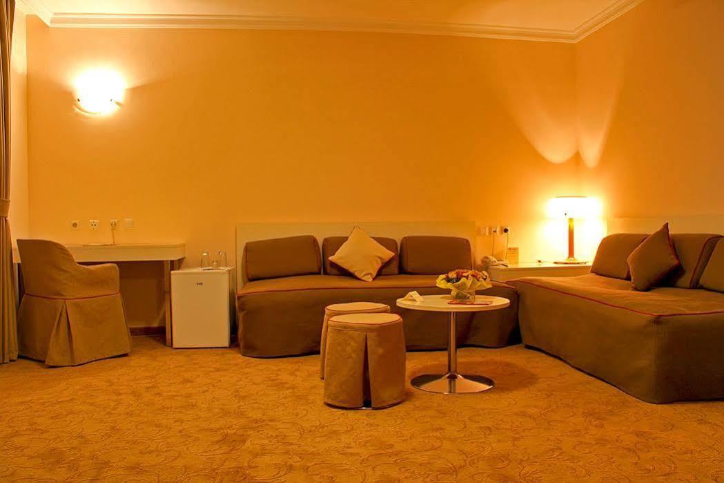 Geneva Hotel ソフィア エクステリア 写真